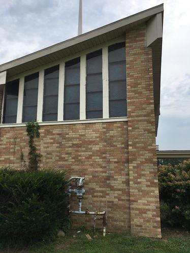 805 S County Line Rd, Hebron, IN 46341